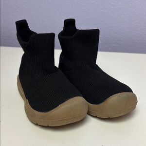 Kids Black and Tan Sock Shoes